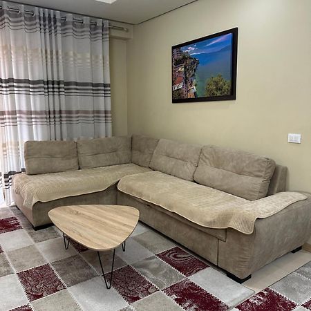 טיראנה Kevin'S Apartment Delijorgj מראה חיצוני תמונה