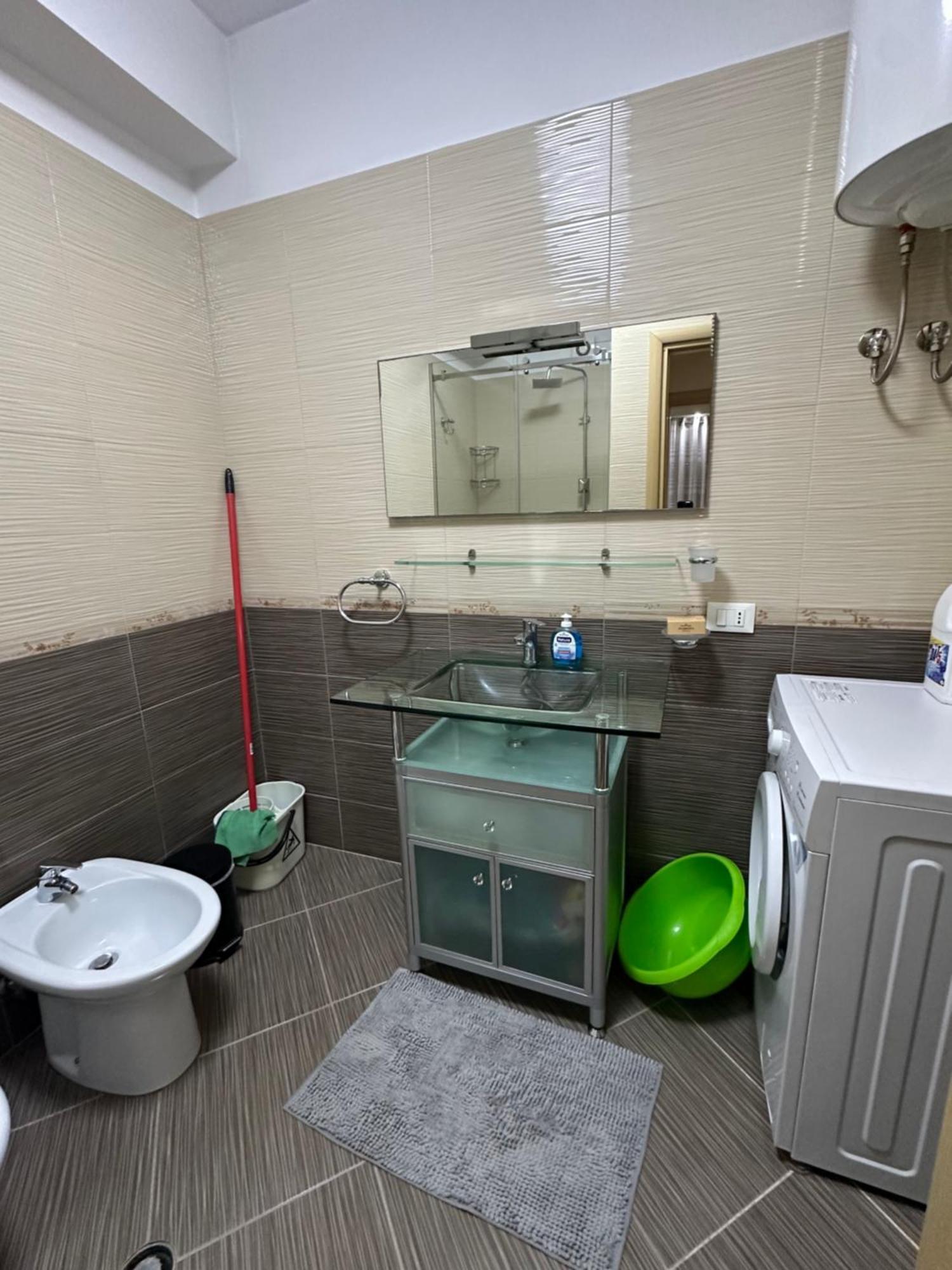 טיראנה Kevin'S Apartment Delijorgj מראה חיצוני תמונה
