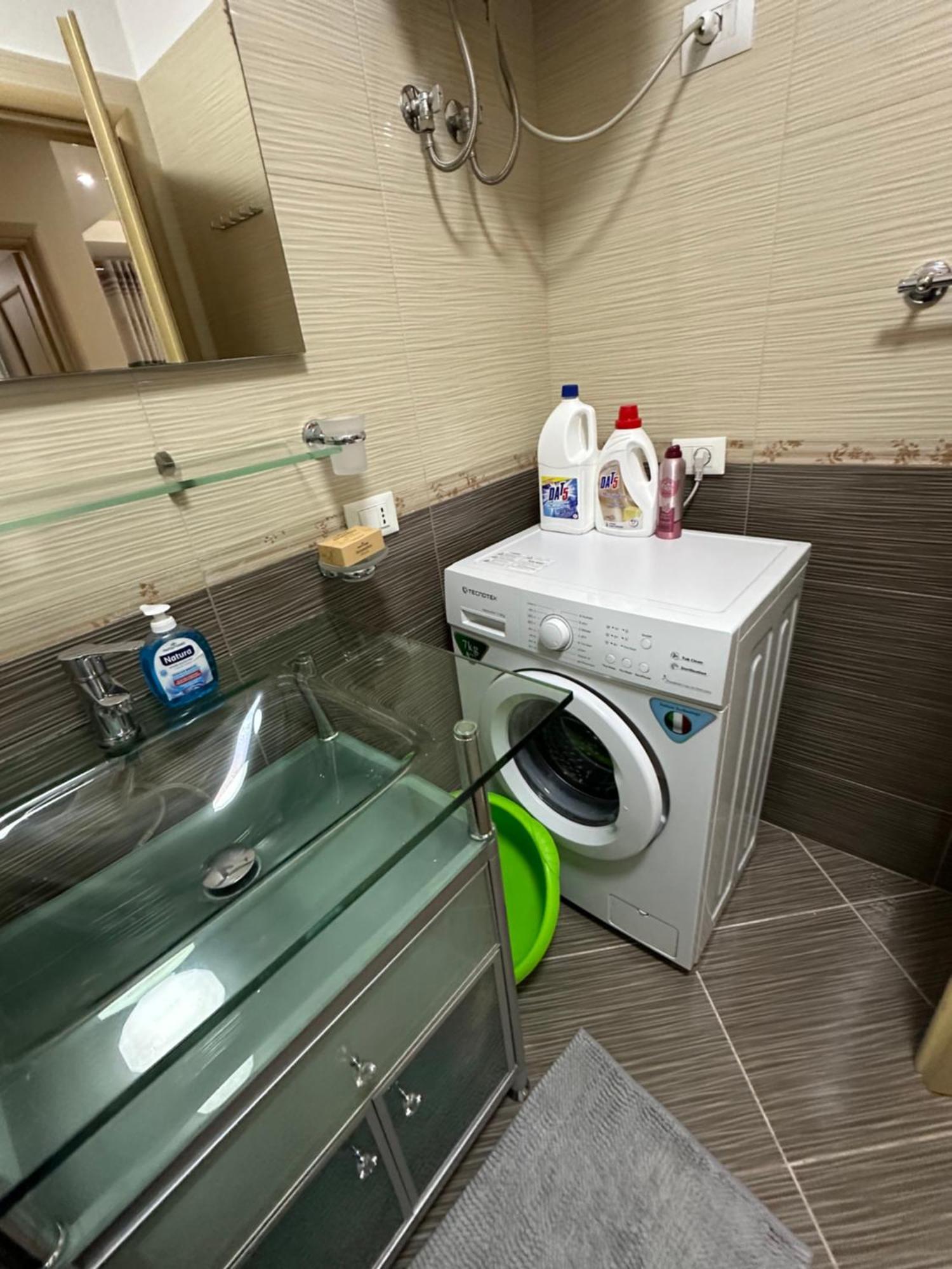 טיראנה Kevin'S Apartment Delijorgj מראה חיצוני תמונה