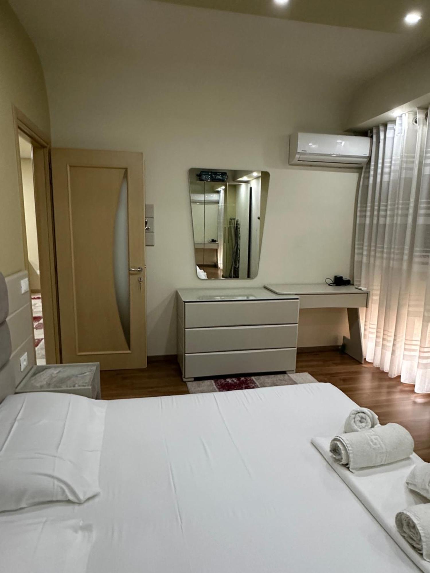 טיראנה Kevin'S Apartment Delijorgj מראה חיצוני תמונה