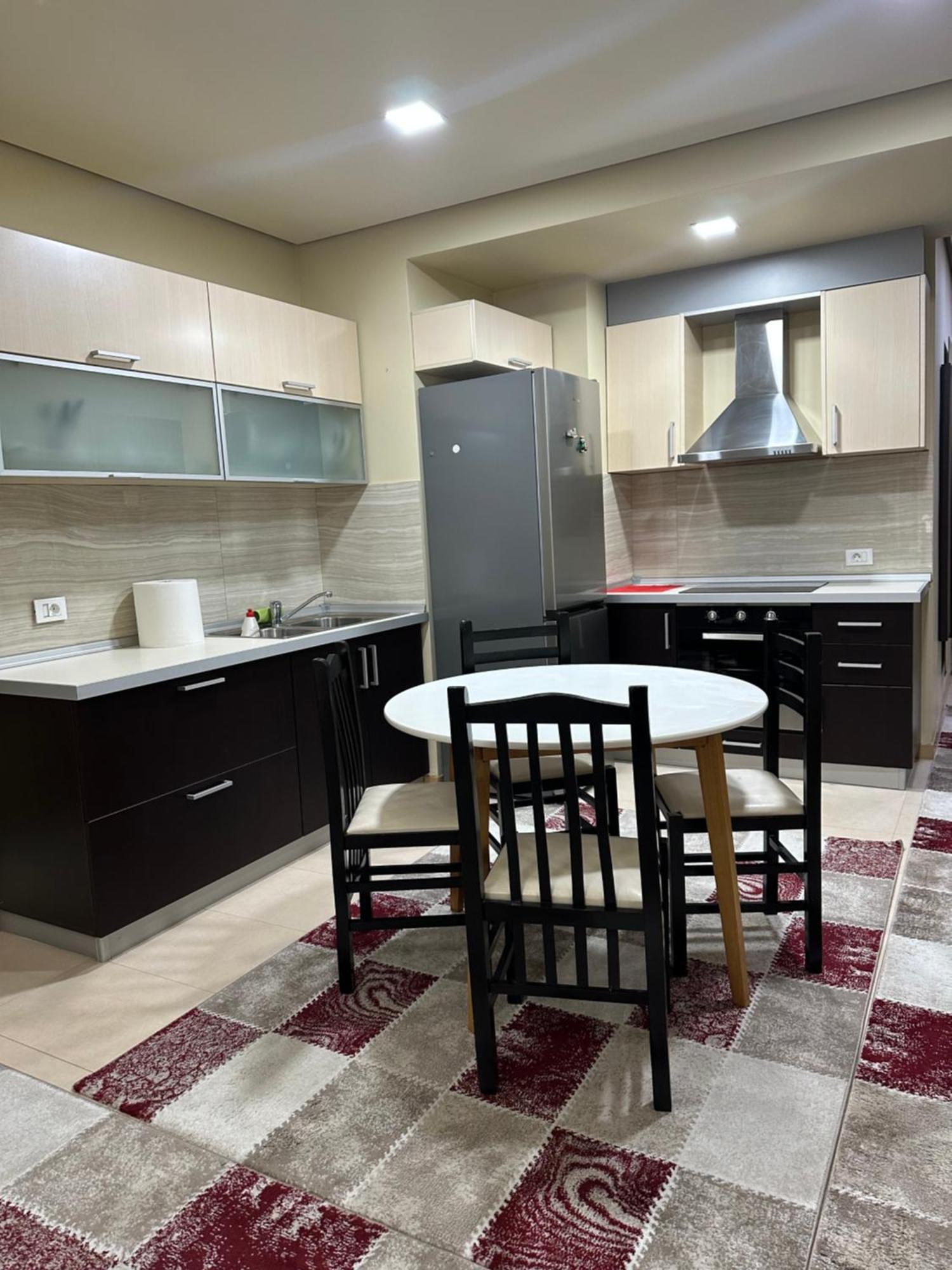 טיראנה Kevin'S Apartment Delijorgj מראה חיצוני תמונה